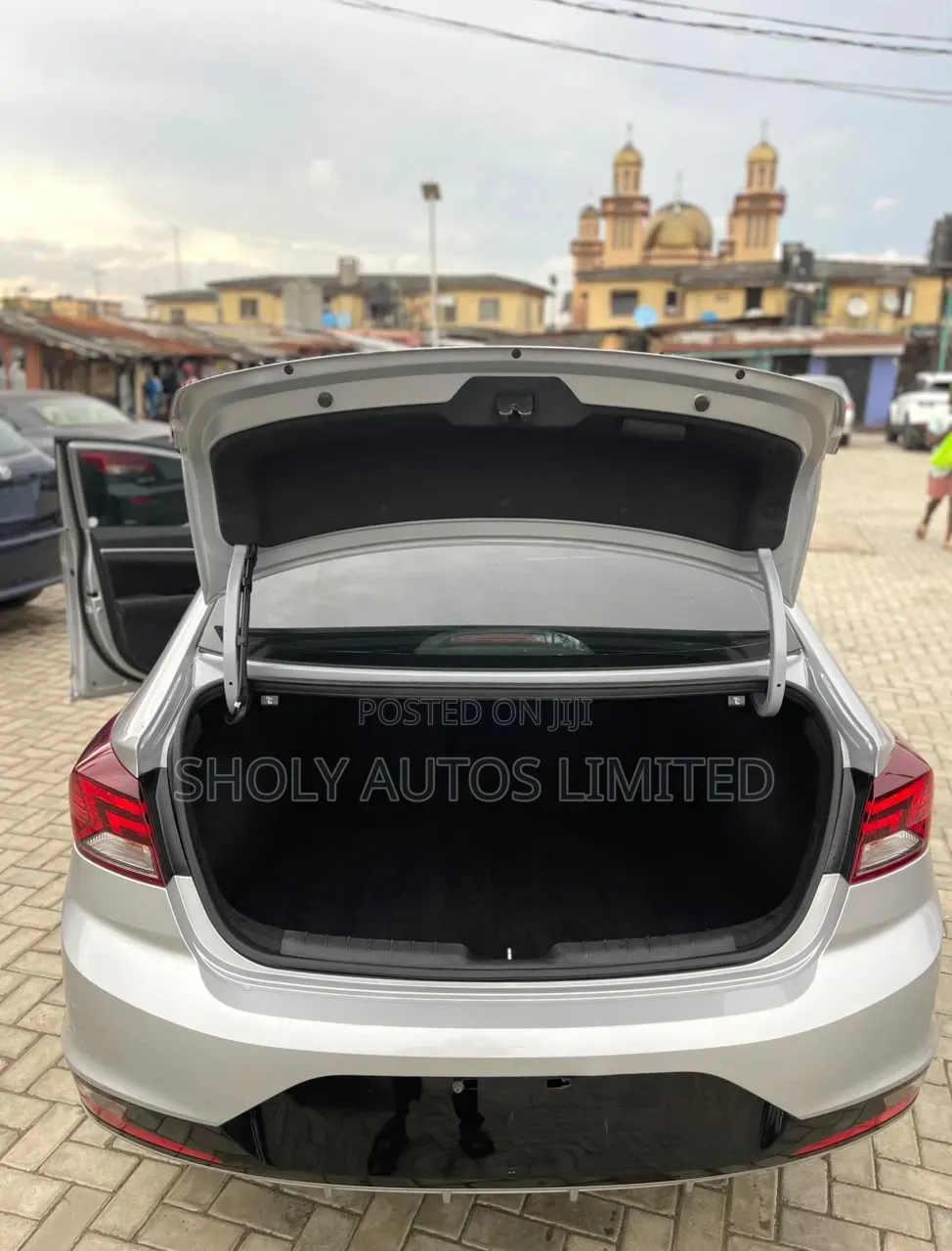 Hyundai Elantra 2019 Silver