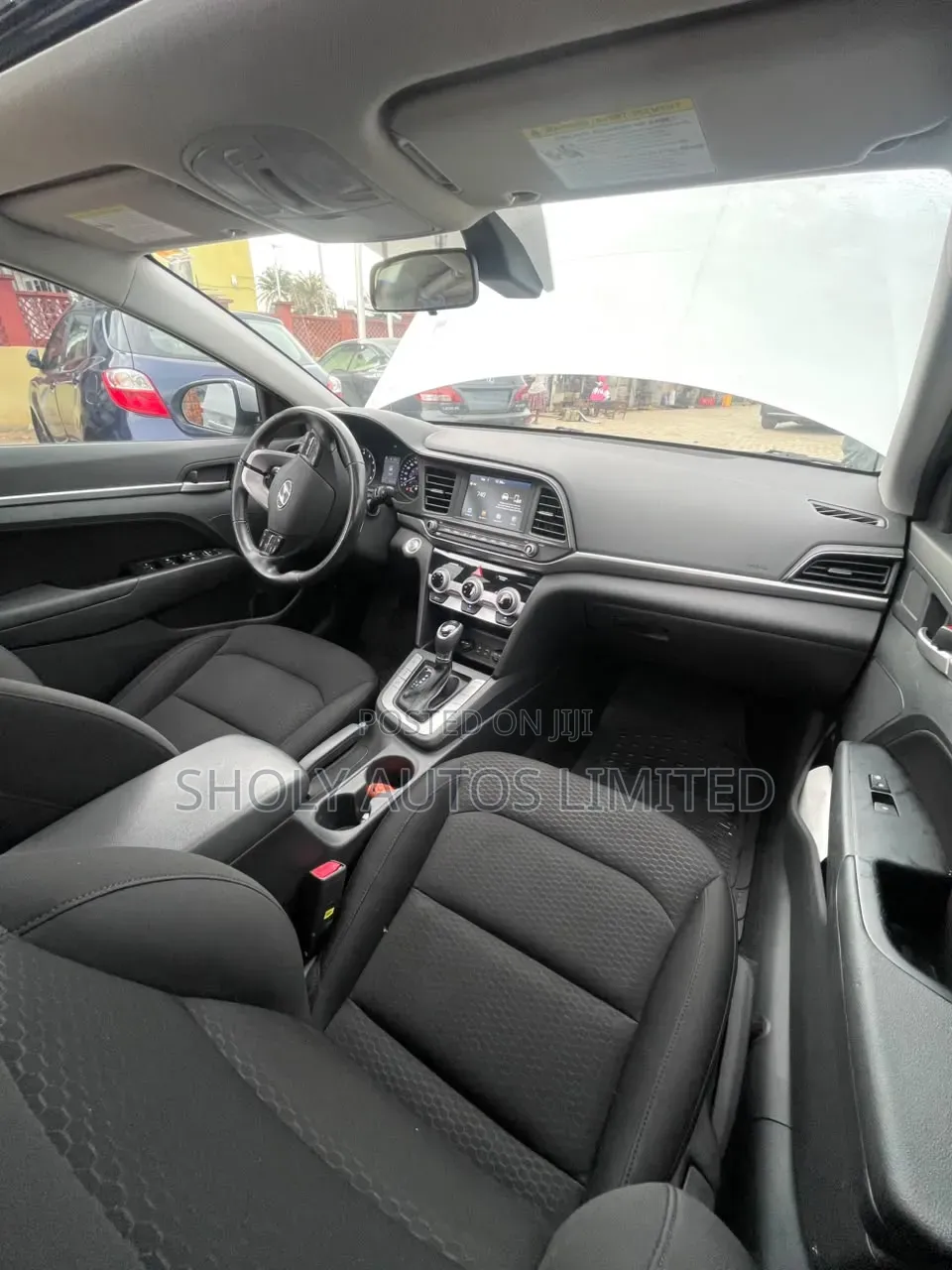 Hyundai Elantra 2019 Silver