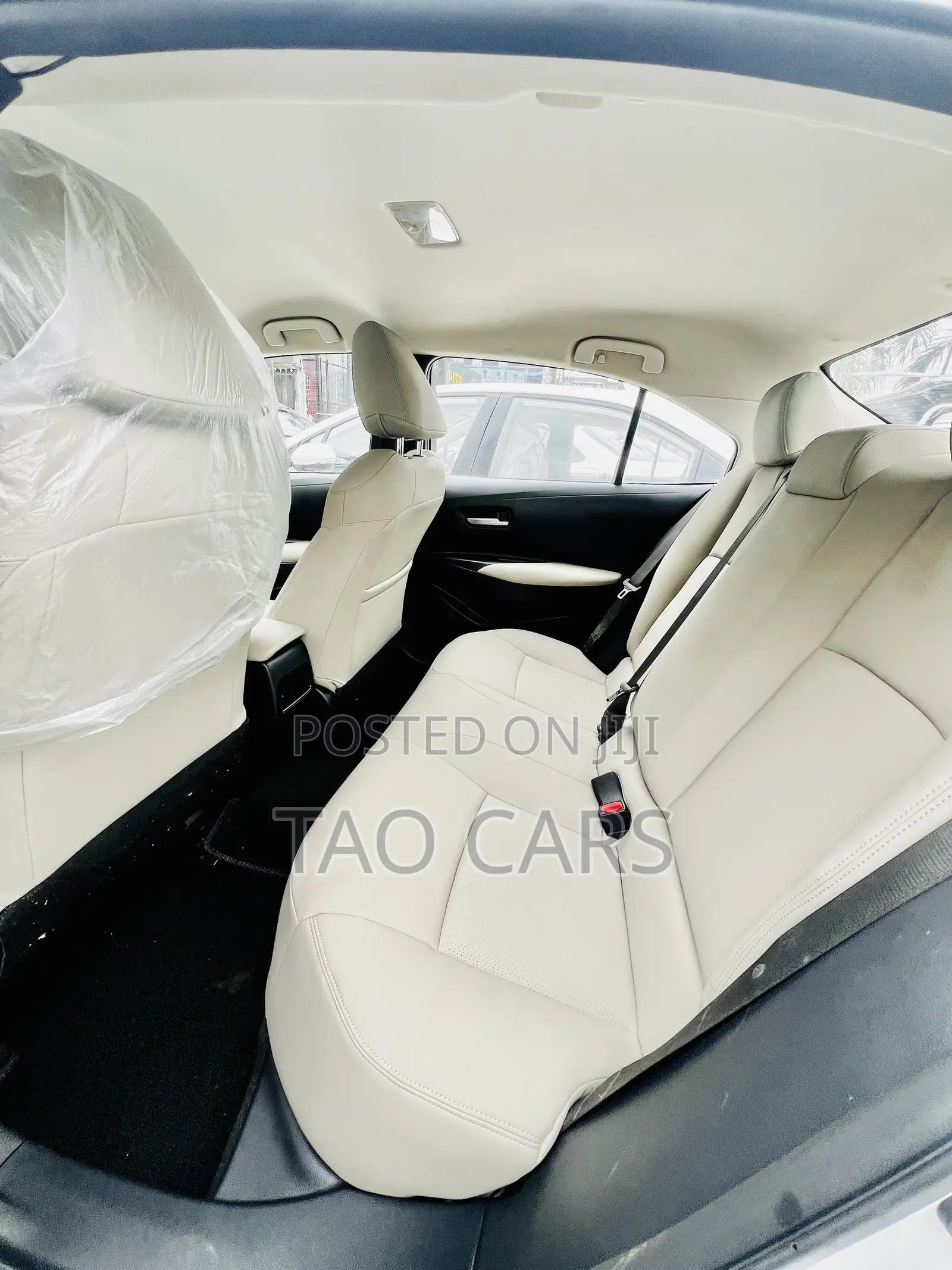 Toyota Corolla LE 2023 White