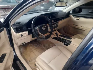 Lexus ES 2015 Blue