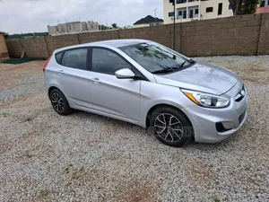Hyundai Accent SE Hatchback 2017 Silver