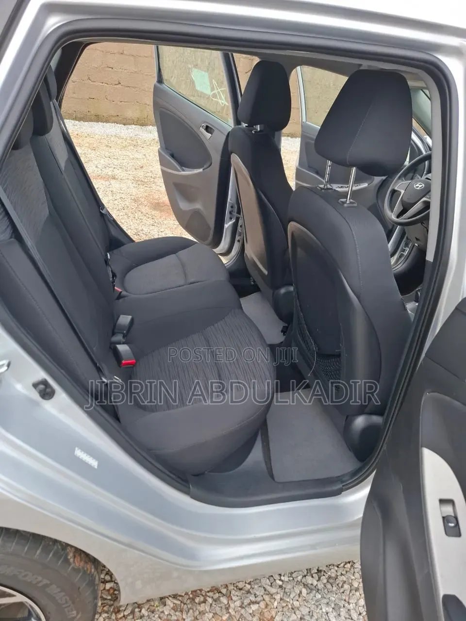 Hyundai Accent SE Hatchback 2017 Silver