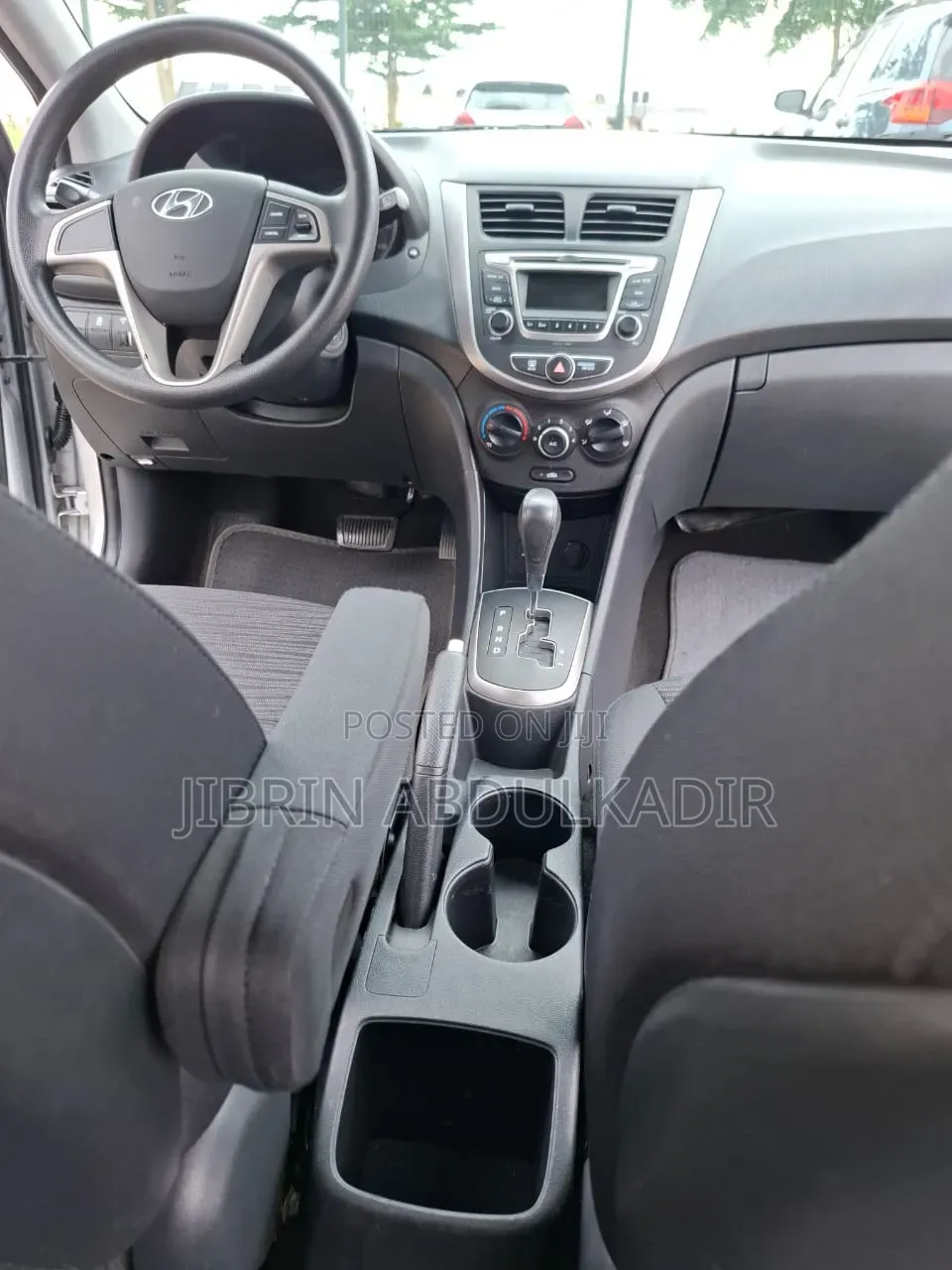 Hyundai Accent SE Hatchback 2017 Silver