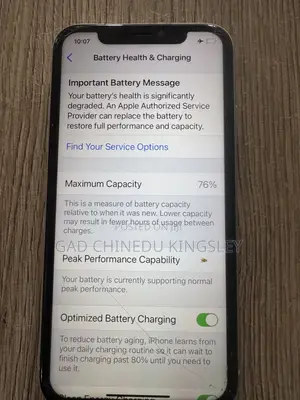 Apple iPhone XR 64 GB White