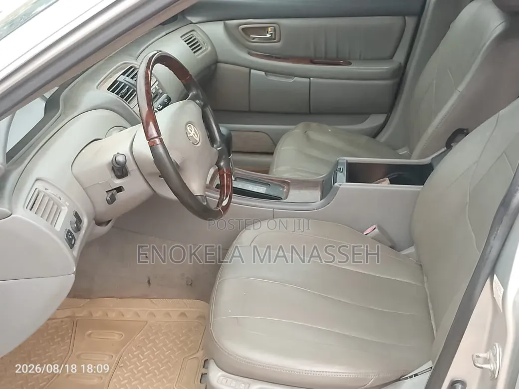 Toyota Avalon XL 2004 Silver