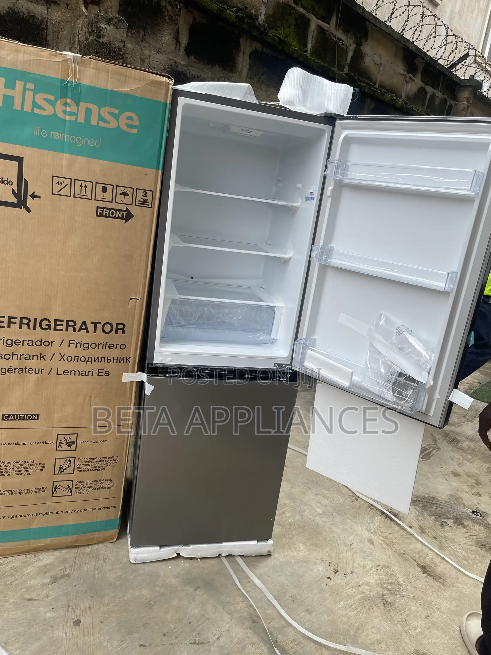 Hisense 225L Refrigerator – Convenient Storage