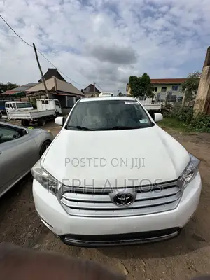 Toyota Highlander 2012 White