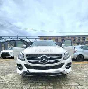 Mercedes-Benz GLE-Class 2017 White