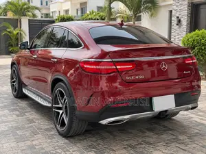 Mercedes-Benz GLE-Class 2016 Red