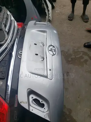 Boot Toyota Camry 2008-2010 Empty