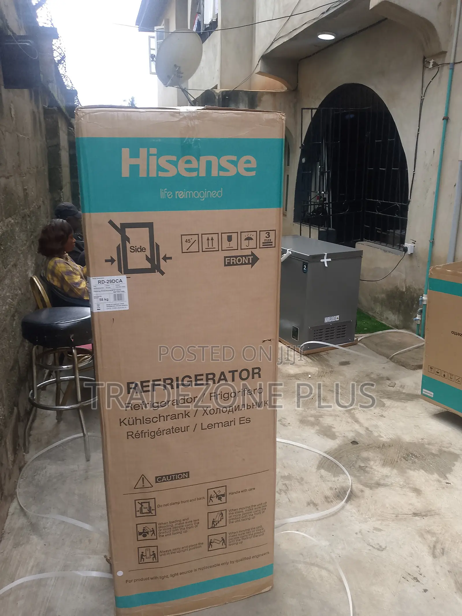 Hisense 225 Litres Bottom Freezer Fridge