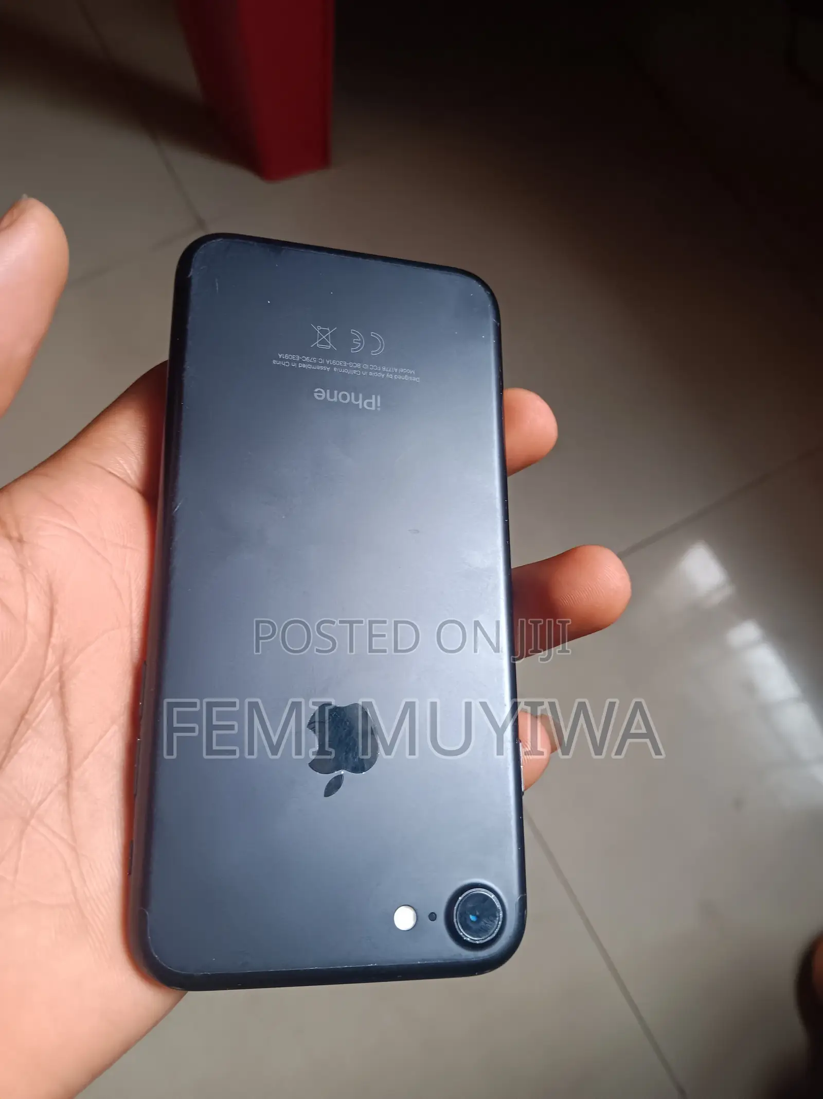 Apple iPhone 7 32 GB Black