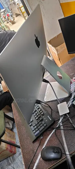 Desktop Computer Apple iMac 32GB Intel Core i5 HDD 1T
