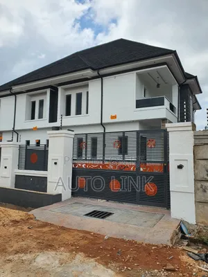 4bdrm Duplex in Enugu for rent