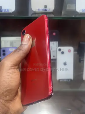 Apple iPhone XR 64 GB Red