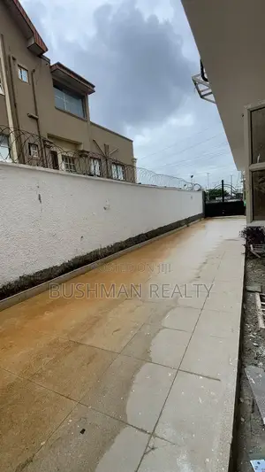 5bdrm Duplex in Osborne Foreshore Estate for rent