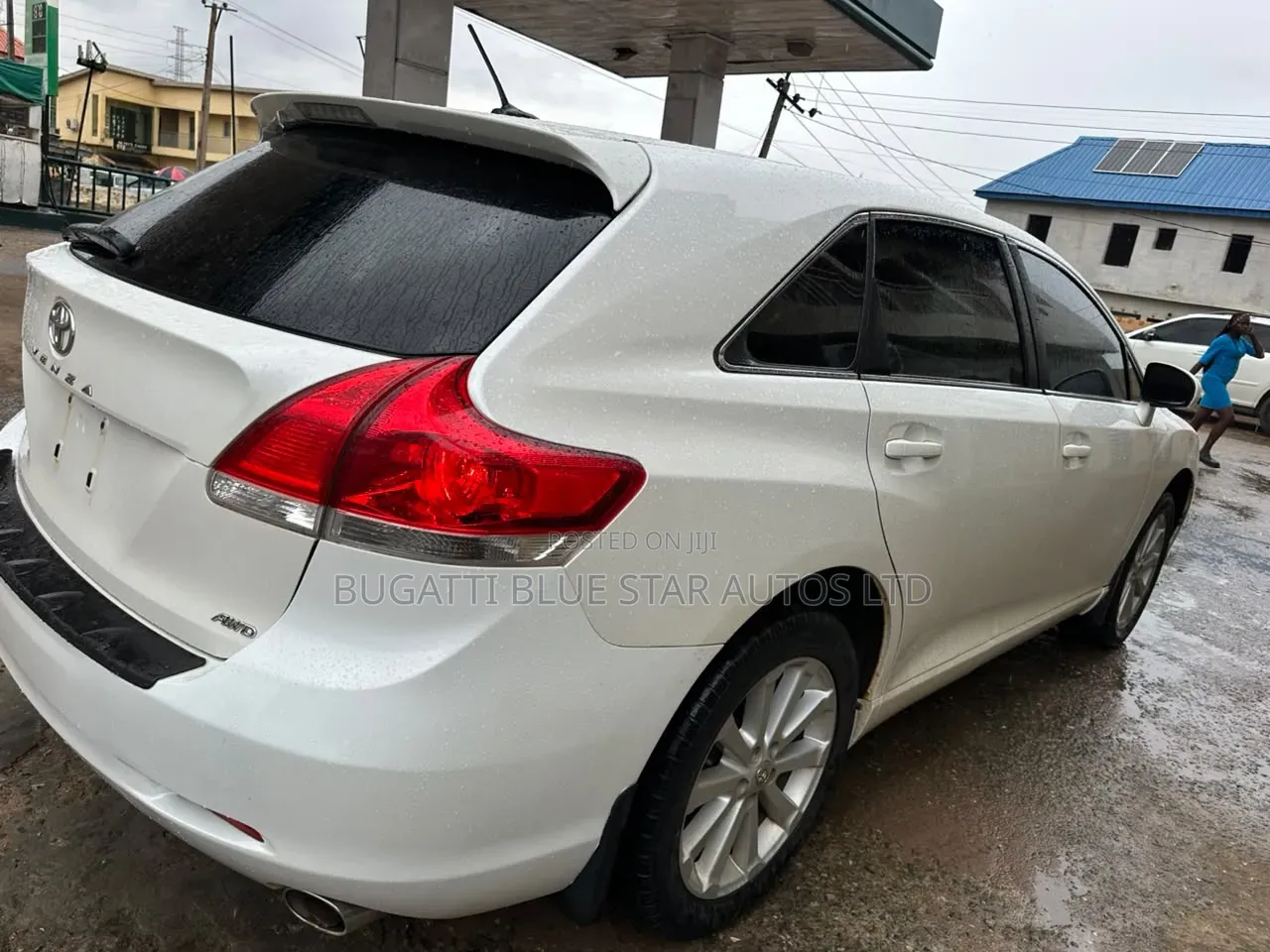 Toyota Avanza 2011 White