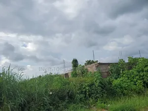 2bdrm Block of Flats in Oshimili North for sale