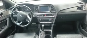 Hyundai Sonata SE 2018 White