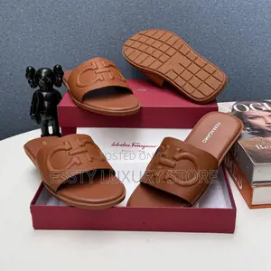 High-Quality Salvatore Ferragamo Luxury Pam