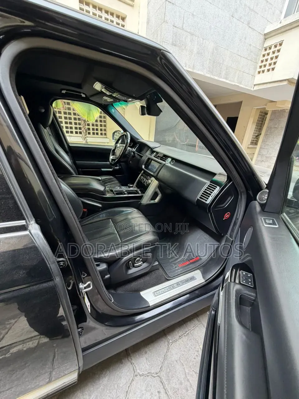Land Rover Range Rover Vogue 2016 Black