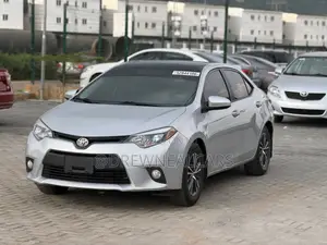 Toyota Corolla LE 4dr Sedan (1.8L 4cyl CVT) 2017 Silver