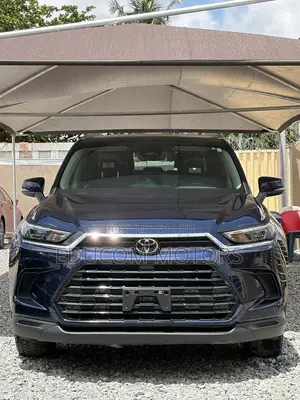 Toyota Highlander XLE AWD 2024 Blue