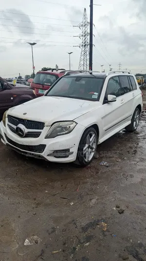 Mercedes-Benz GLK-Class 350 4MATIC 2012 White