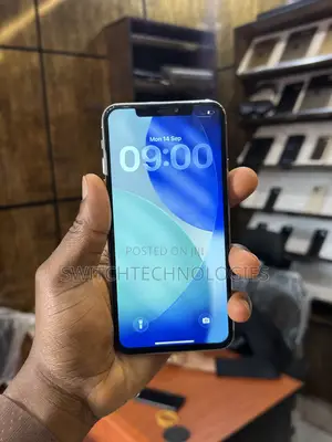 Apple iPhone 11 Pro Max 64 GB White