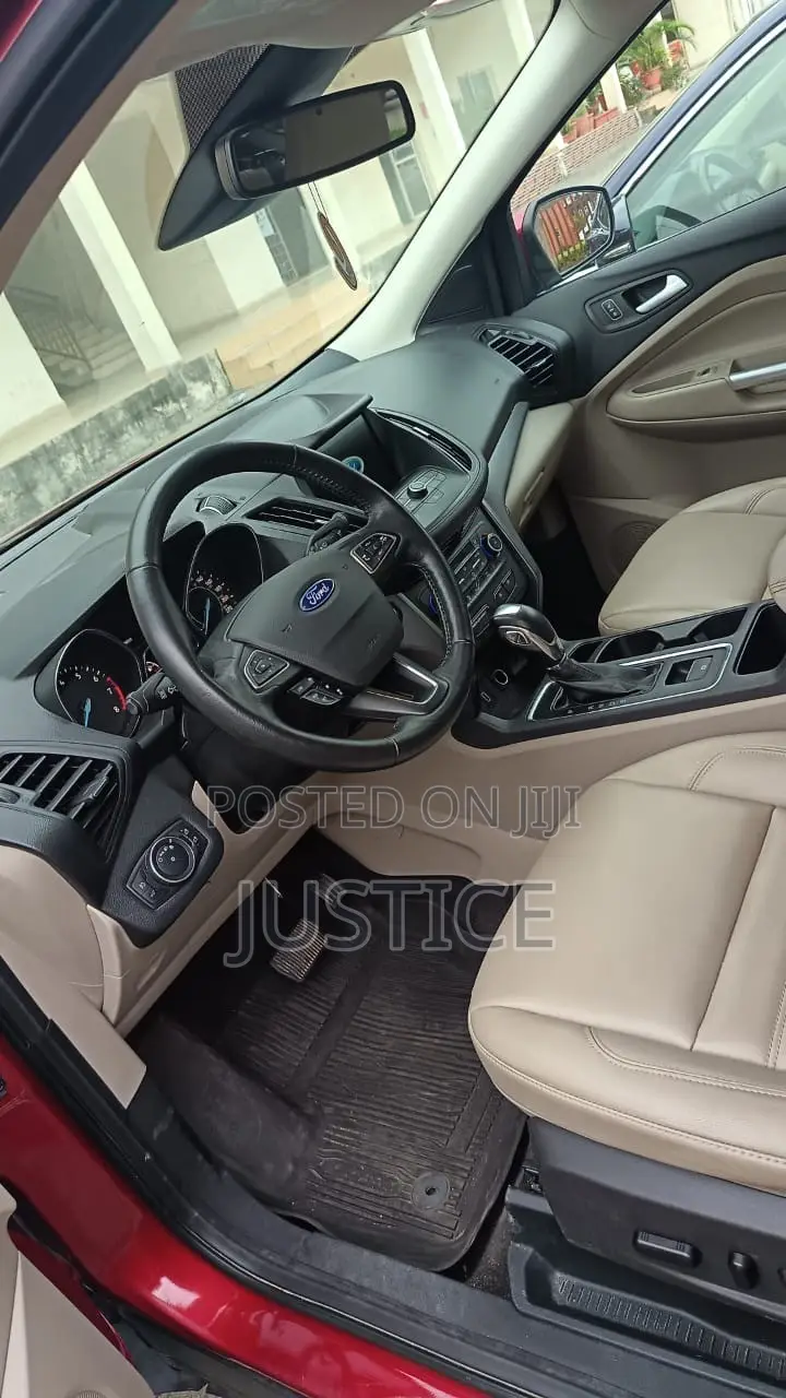 Ford Escape 2019 Red