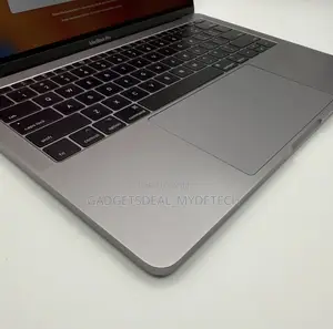 Laptop Apple MacBook Pro 2017 16GB Intel Core i5 SSD 256GB