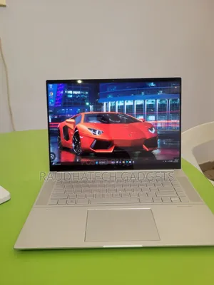Laptop HP Envy 16 Gaming 16-h1023dx 16GB Intel Core i9 SSD 1T