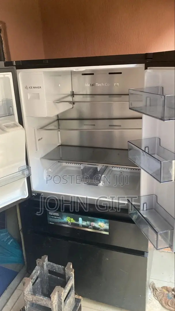 Hisense French Door Side by Side Refrigerator With Ice Maker