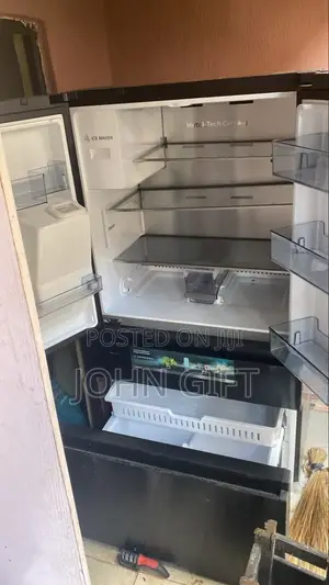 Hisense French Door Side by Side Refrigerator With Ice Maker