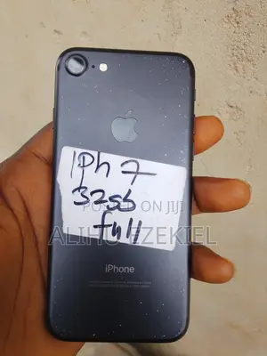 Apple iPhone 7 32 GB Black