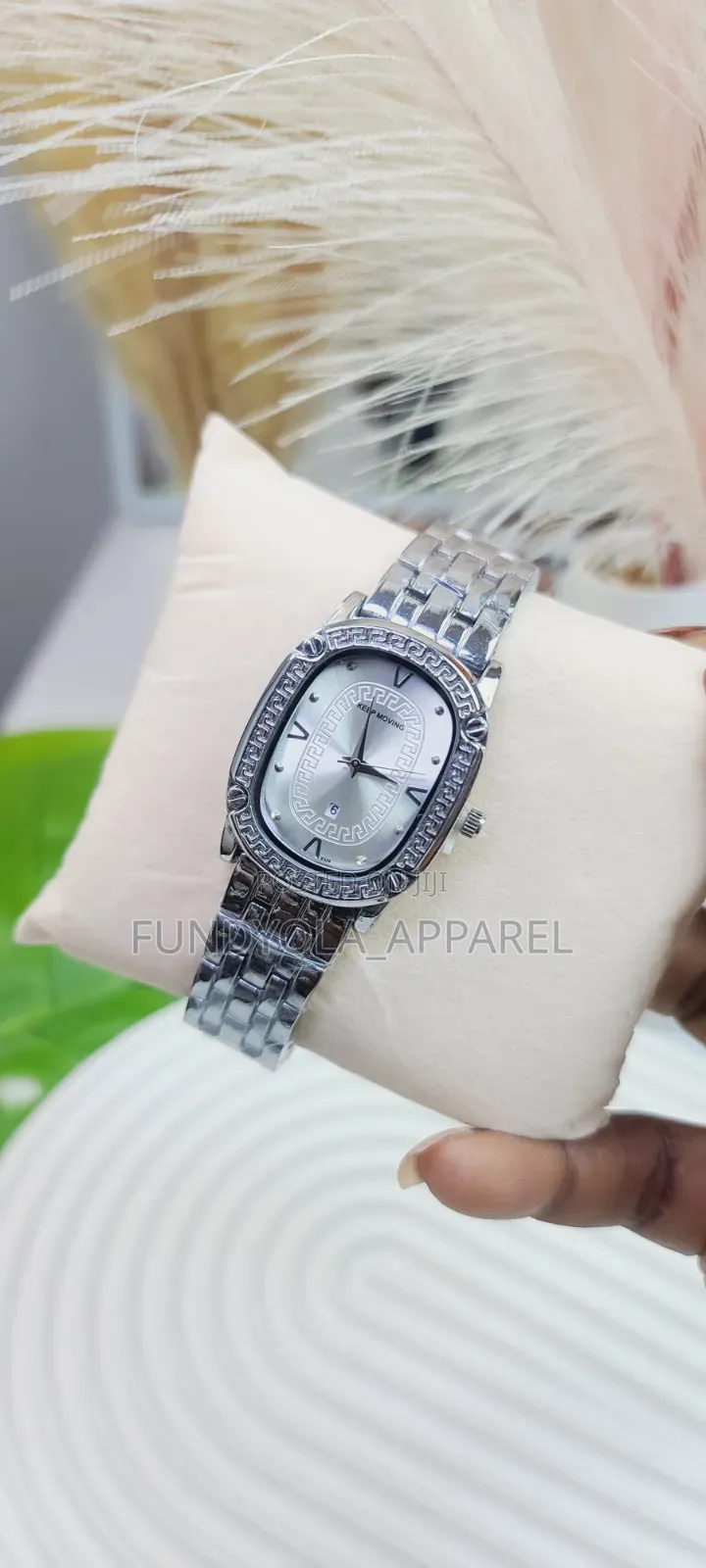 Keep Moving Silver Face Wristwatch