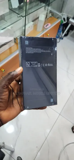 New Samsung Galaxy S23 128 GB