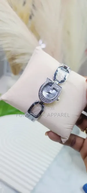 Guess Vintage Silver Chain Wristwatch