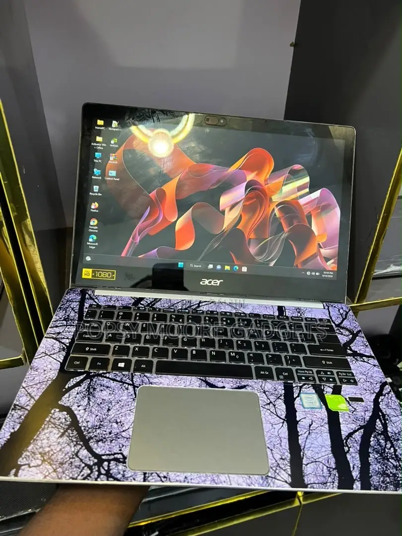 Laptop Acer Swift 3 8GB Intel Core i7 SSD 128GB