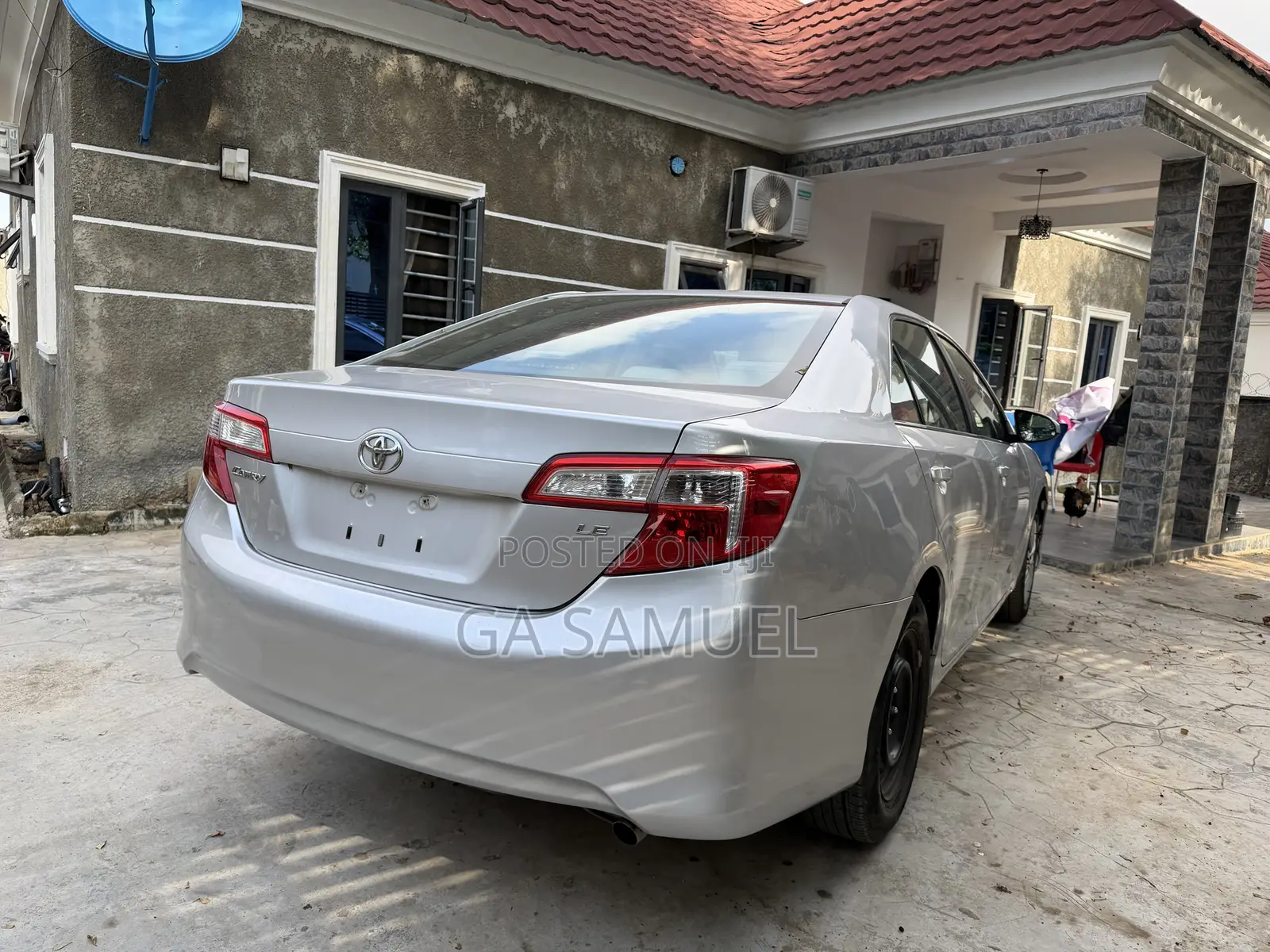 Toyota Camry 2012 Silver