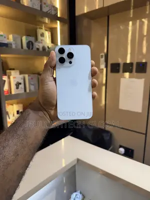 Apple iPhone 15 Pro Max 256 GB White