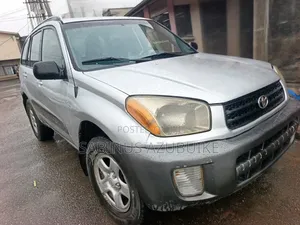 Toyota RAV4 Automatic 2003 Silver