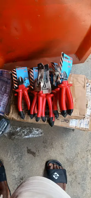 Electrician Side Cutter/ Combination Pliers