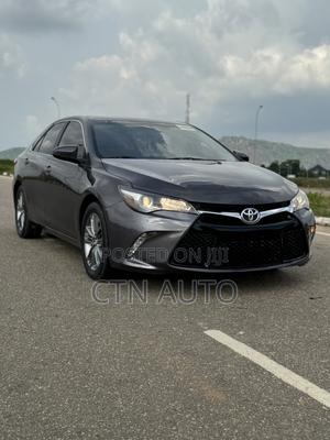 Toyota Camry SE 4dr Sedan (2.5L 4cyl 6A) 2016 Gray