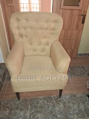 Single Chair
