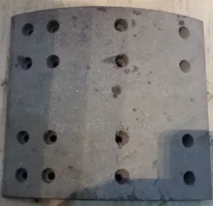 Truck Brake Lining Pad / Brake Shoe Lining
