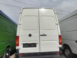 Volkswagen LT 2009 White