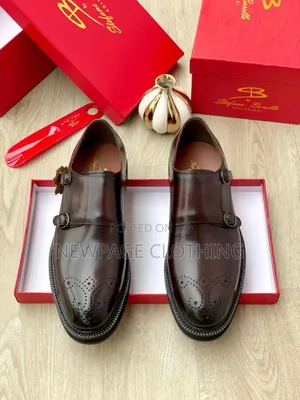 Men’s Statement Leather Shoes – Bold Sole Design