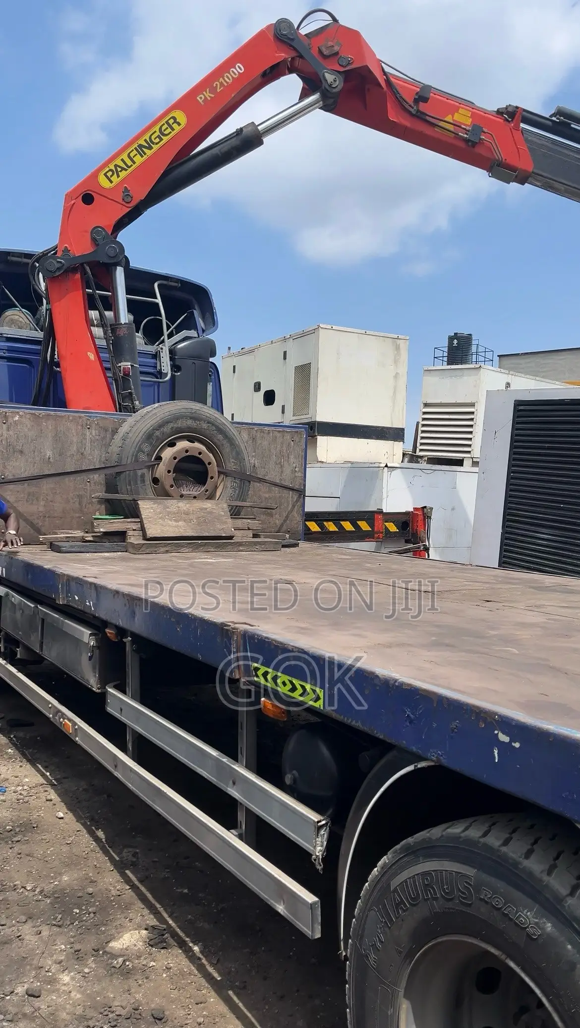 12 Tons Hiab Truck