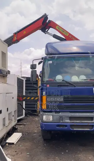 12 Tons Hiab Truck
